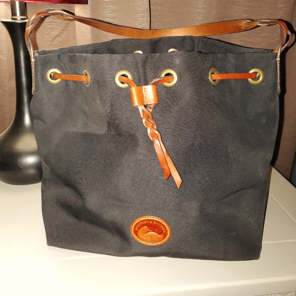Dooney and bourke bucket bag